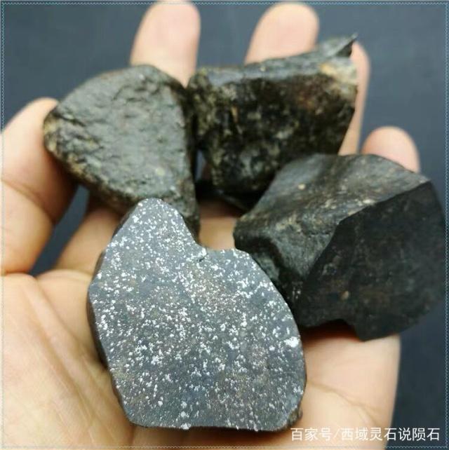 隕石專業知識問答!什么是熔殼?什么是氣印?什么是球粒隕石?